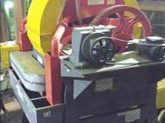 Пульсирующий высокоградиентный магнитный сепаратор с вертикальным колесом SLON-1000 (1.2Т)